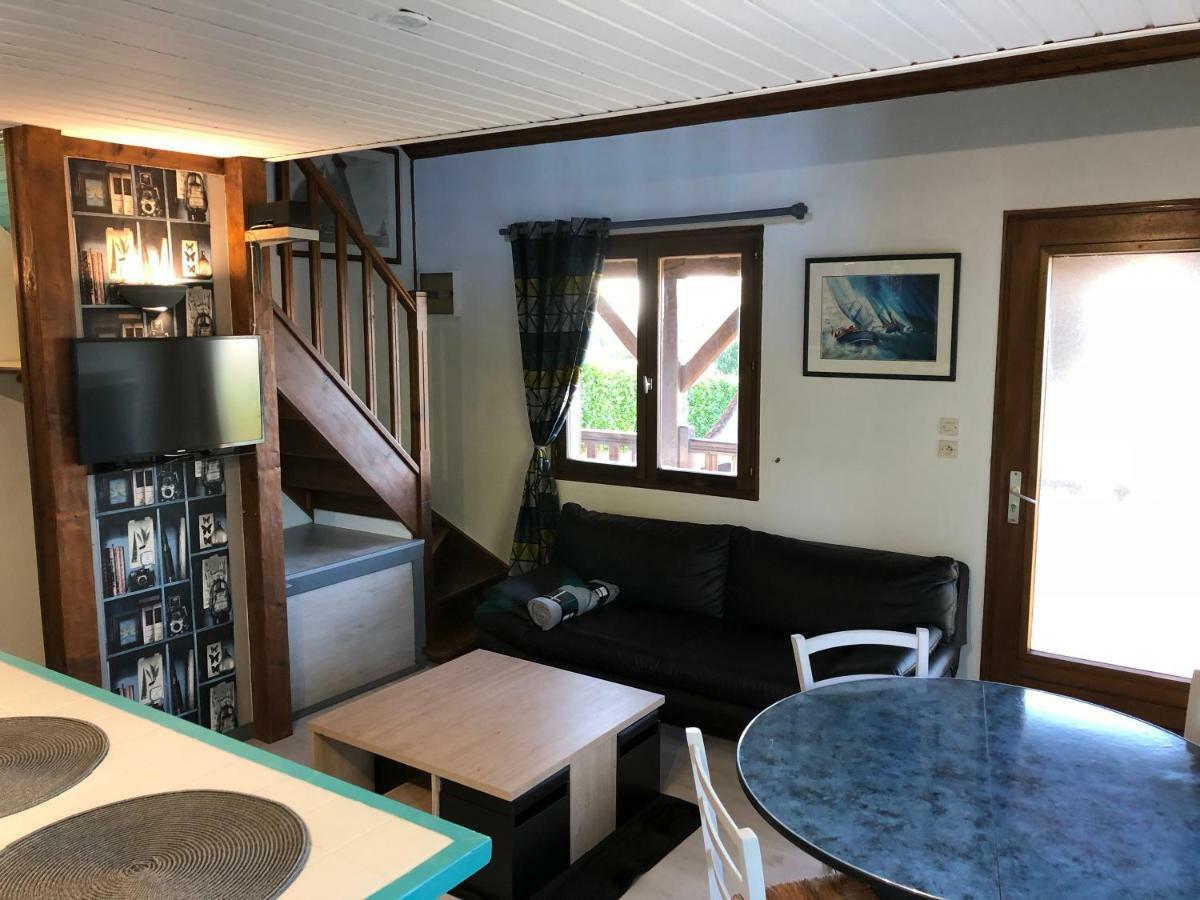 Aux Lettres Du Lavoir La Rivière-Saint-Sauveur Eksteriør bilde